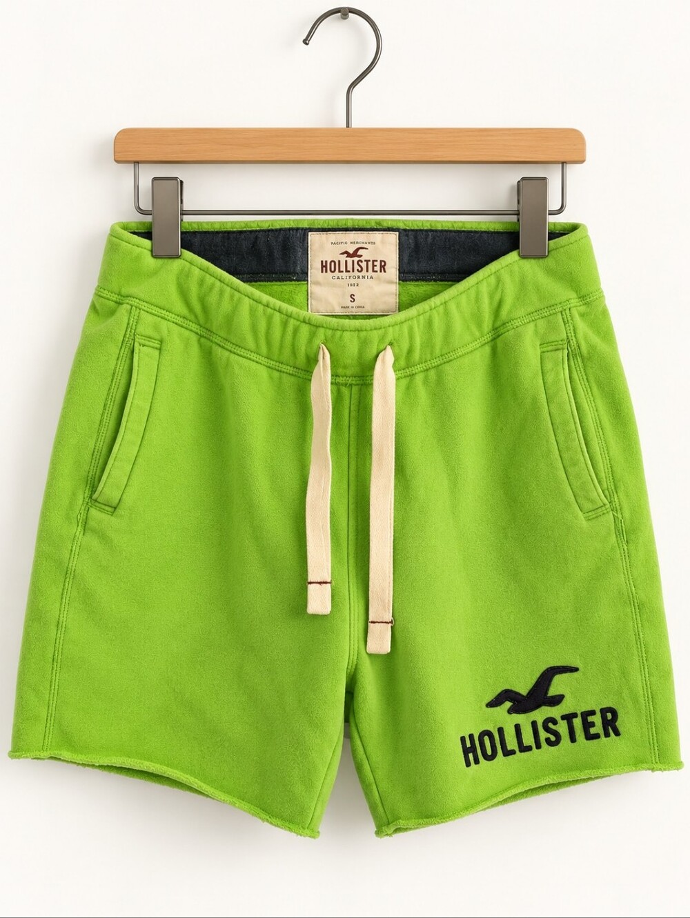 Y2k Hollister Men's Lime Green Fleece Drawstring Shorts - Size Small